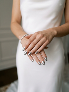 12. Chrome Shine Nails