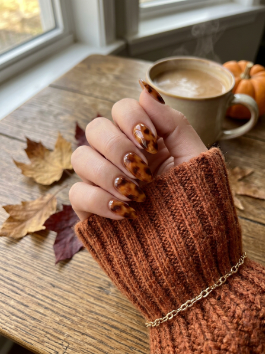 Tortoise Shell Almond Neutral Fall Nails