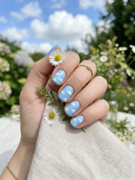25. Blue Sky Nails