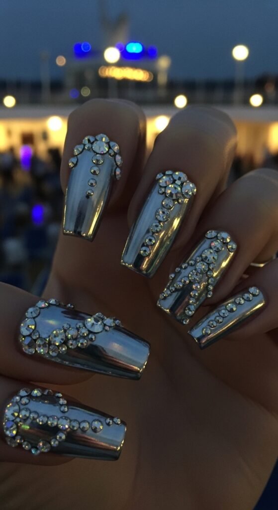 13. Cruise Party Nails