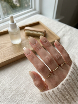 Easy Tips to Make Short Nude Nails Look More Stylish